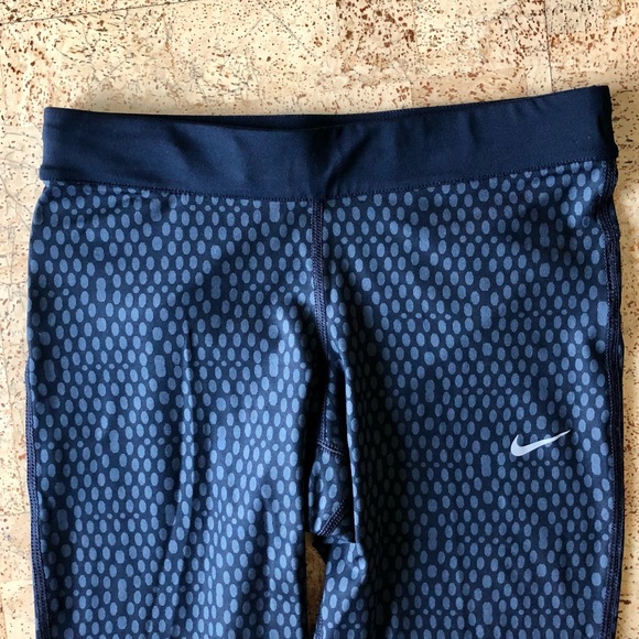 Nike Dri-Fit Running Tight Crop Leggings - Picture 3 of 5